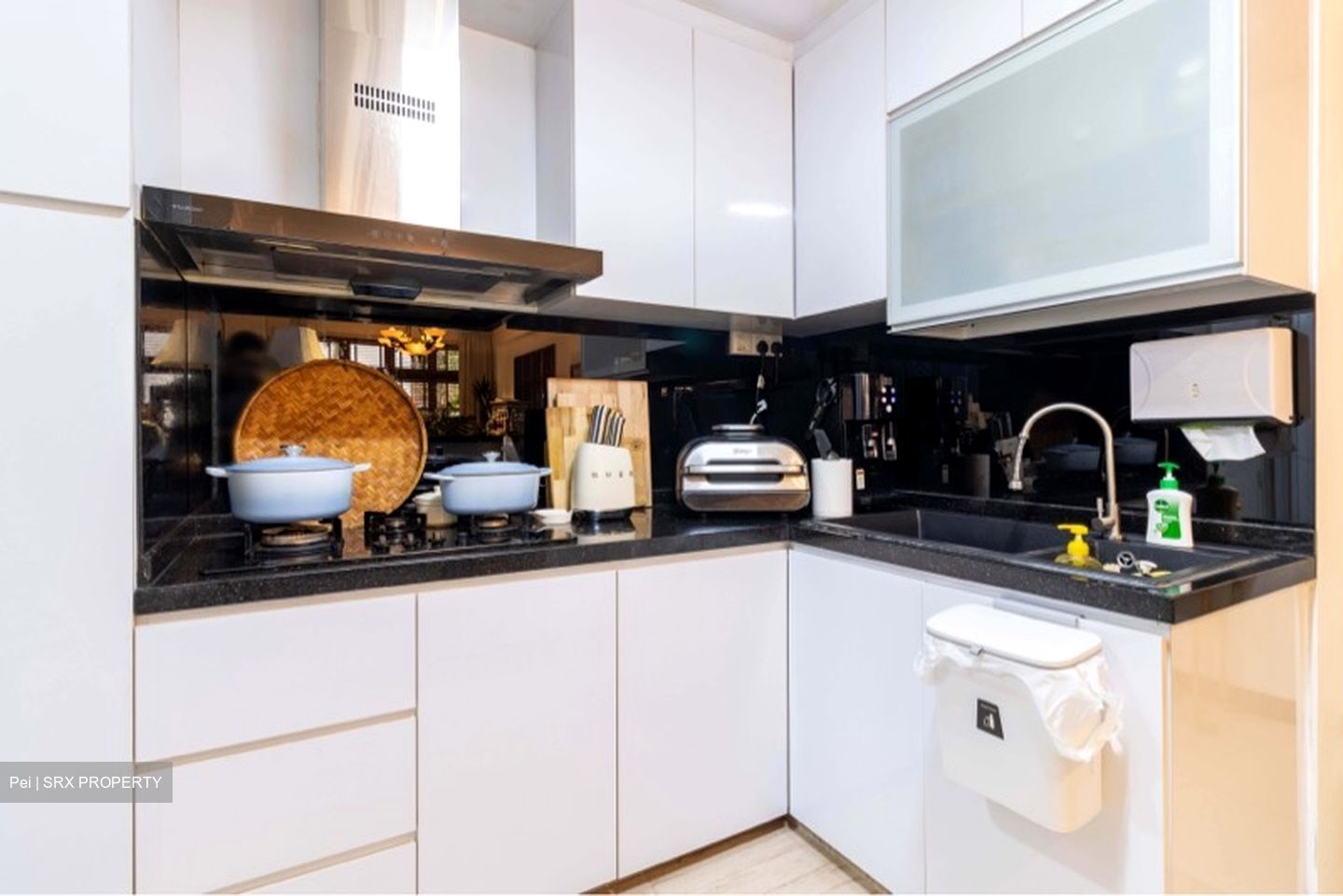 High Oak Condominium (D21), Condominium #602645491